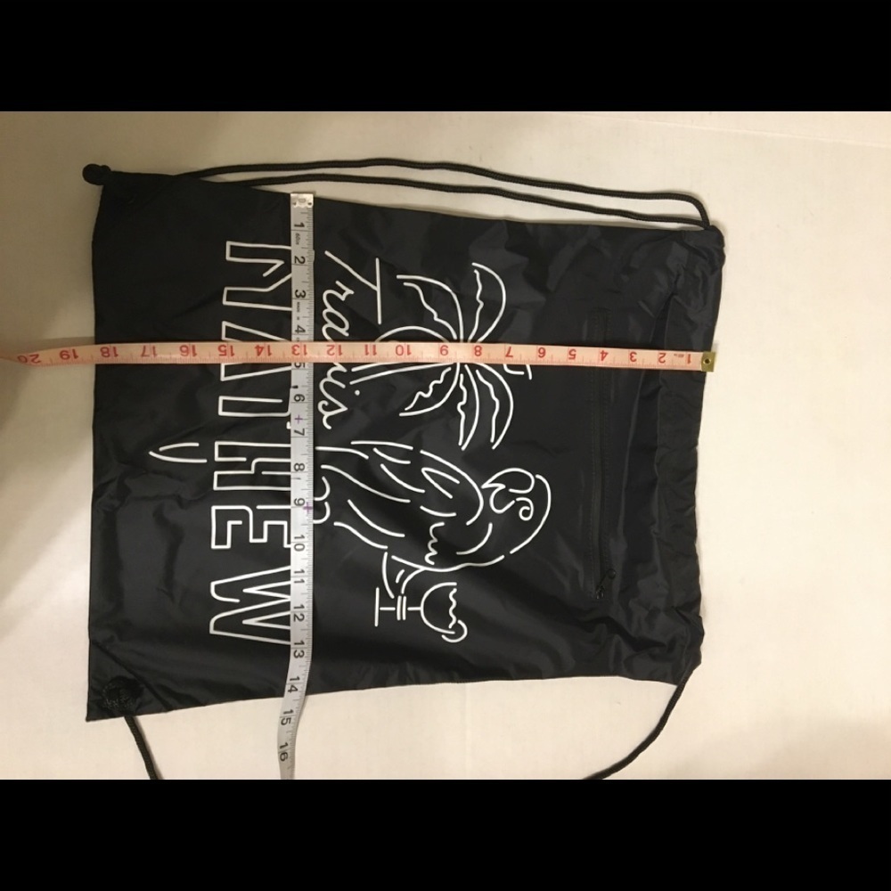 New Travis Mathew Drawstring Backpack - Picture 4 of 11